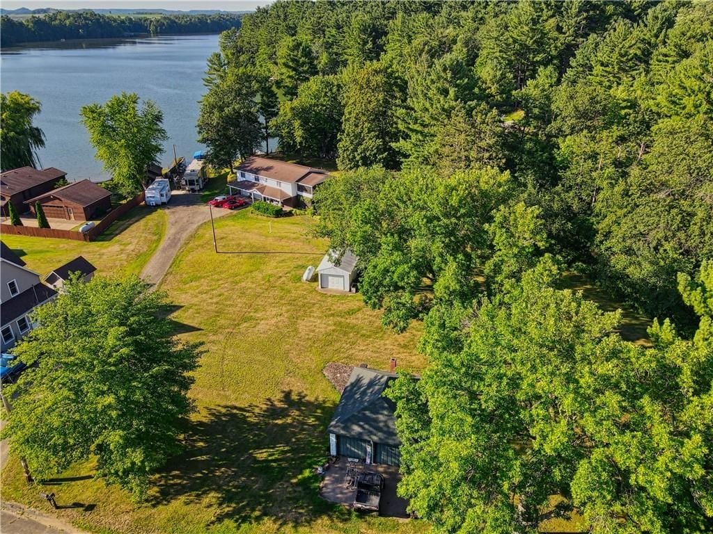 Area Eau Galle Lakeside Retreat